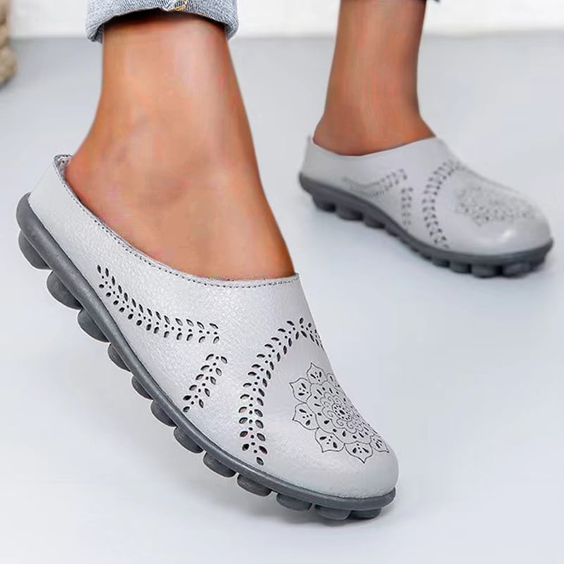 🔥Casual All-match Hollow Slippers