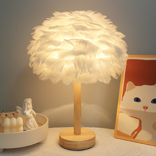 Feather table lamp